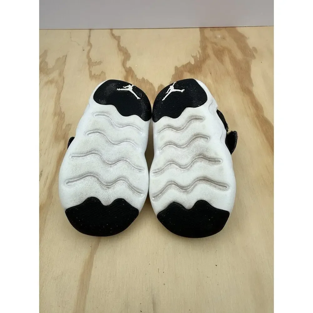 Jordan Air Jordan Baby/Toddler Sneakers Sz 6 Black/White Hook and Loop Low Top